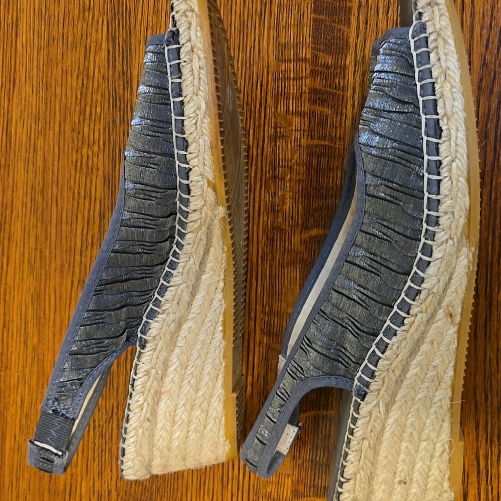 VIDORRETA Espadrille Wedge Sandals